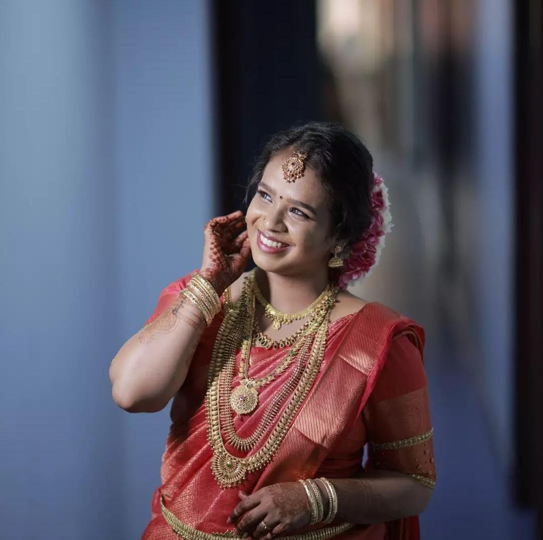 ROSE HI-TECH BEAUTY CARE THALAYOLAPARAMBU